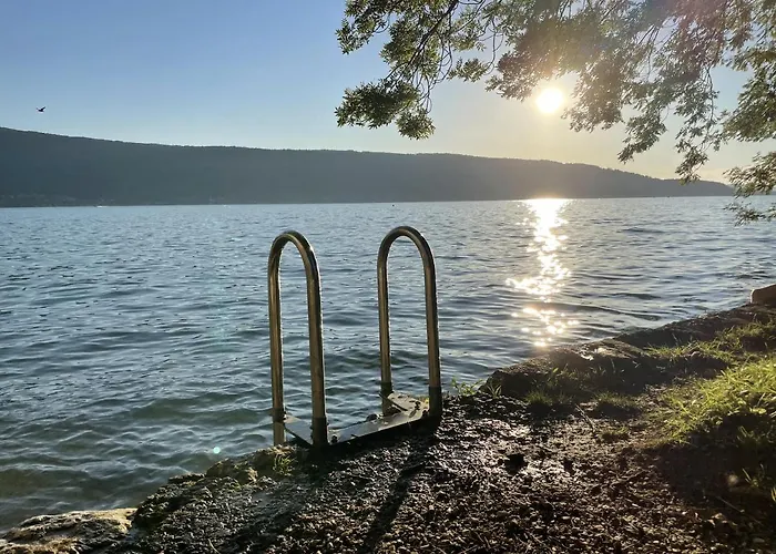 Lägenhet La Terrasse Du Veyrier-du-Lac