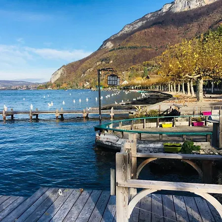 La Terrasse Du Veyrier-du-Lac