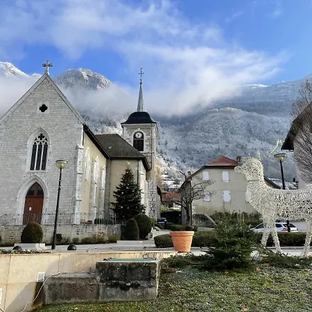 La Terrasse Du Veyrier-du-Lac