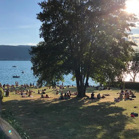 La Terrasse Du *